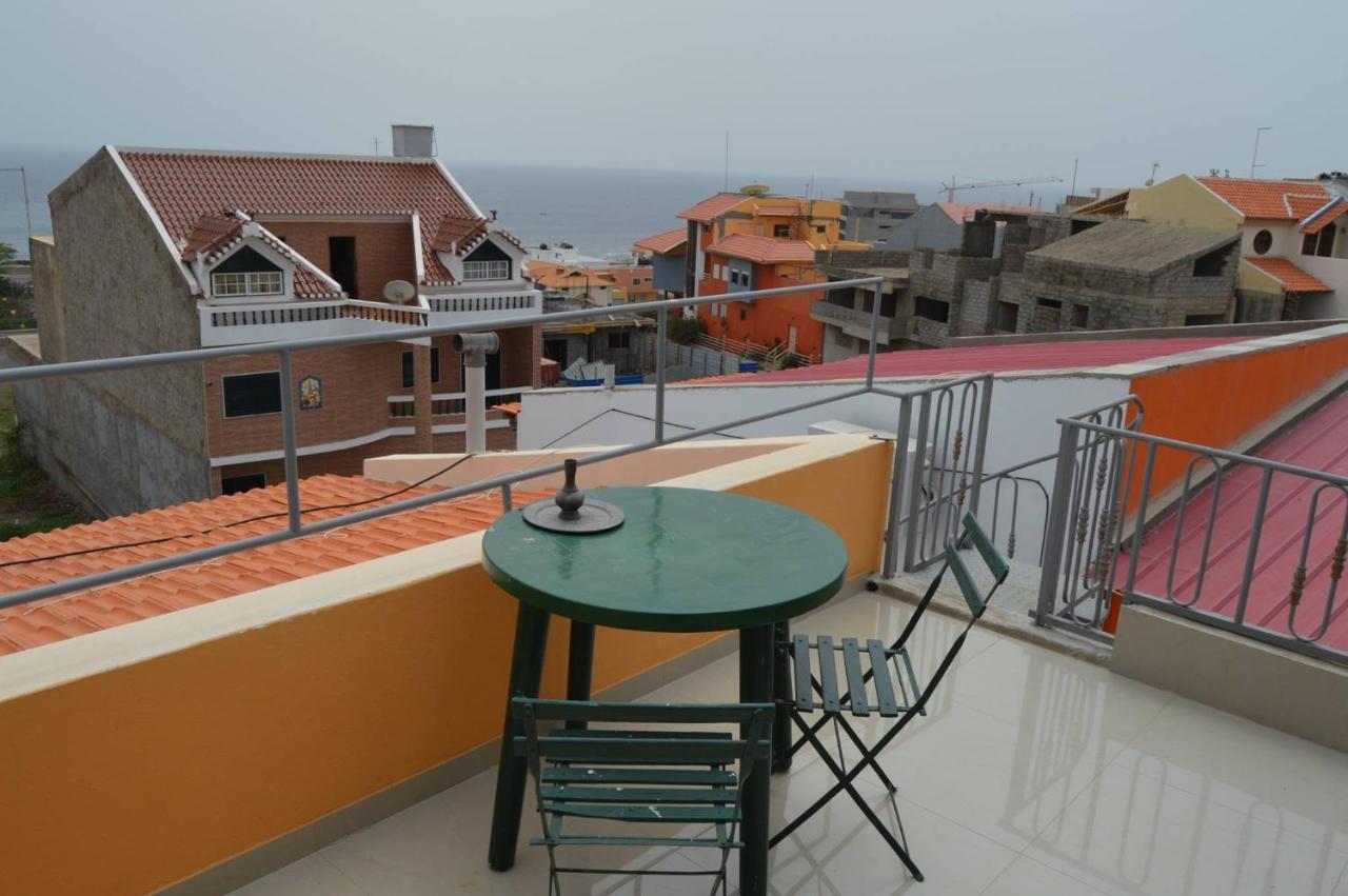 Apartamento T1 Mobiliado Com Wi-Fi Πράγια Εξωτερικό φωτογραφία
